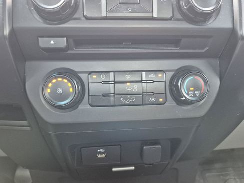 Used 2018 Ford F150 XL w/ Equipment Group 101A Mid RWD image 6