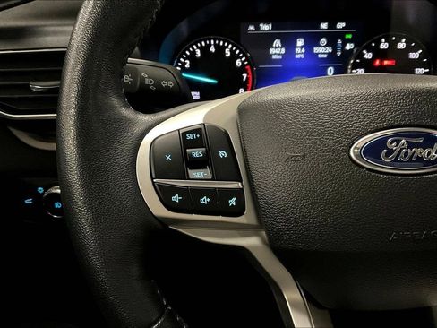 Certified 2023 Ford Explorer XLT w/ Equipment Group 202A AWD/4WD image 17