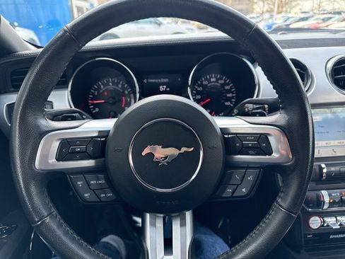 Used 2016 Ford Mustang Premium image 19