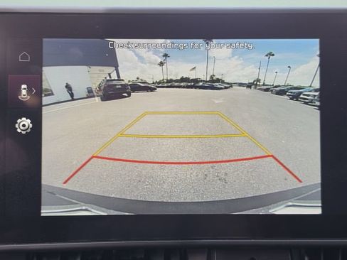 Used 2025 Kia Sportage EX FWD image 32