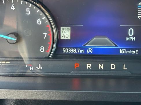 Used 2024 Ford Explorer Limited AWD/4WD image 4