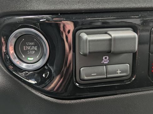 New 2026 Chevrolet Silverado 1500 RST w/ RST Select Package image 13