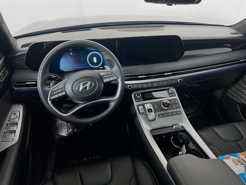 Certified 2025 Hyundai Palisade Calligraphy AWD/4WD image 24
