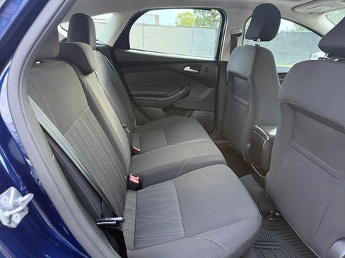 Used 2017 Ford Focus SEL w/ Cold Weather Package FWD image 20