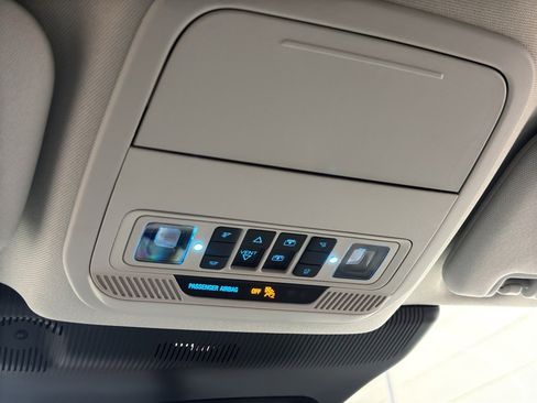 Used 2025 Ford Explorer Platinum w/ Ultimate Package image 40