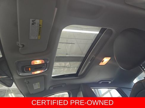 Certified 2025 Hyundai Elantra Limited FWD image 30