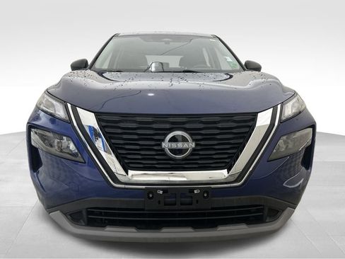 Used 2023 Nissan Rogue S image 9
