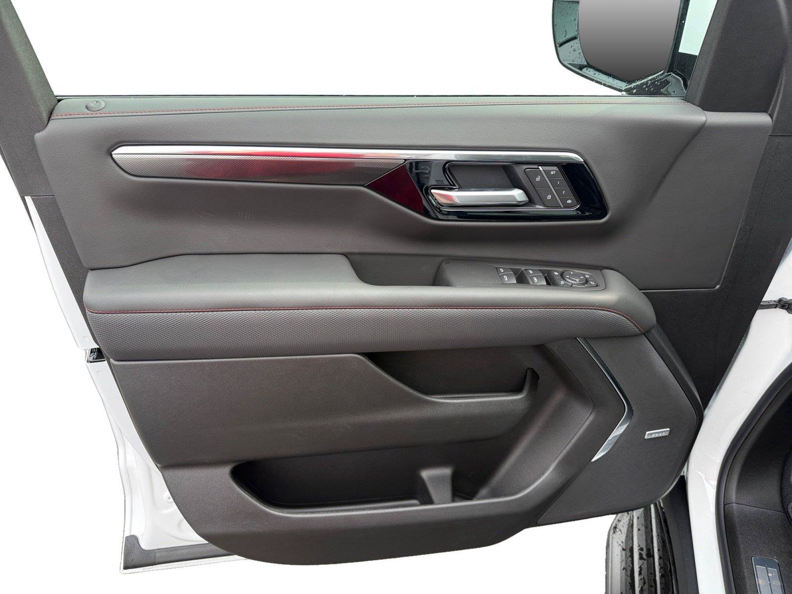 New 2026 Chevrolet Tahoe RST w/ Comfort Package AWD/4WD image 9