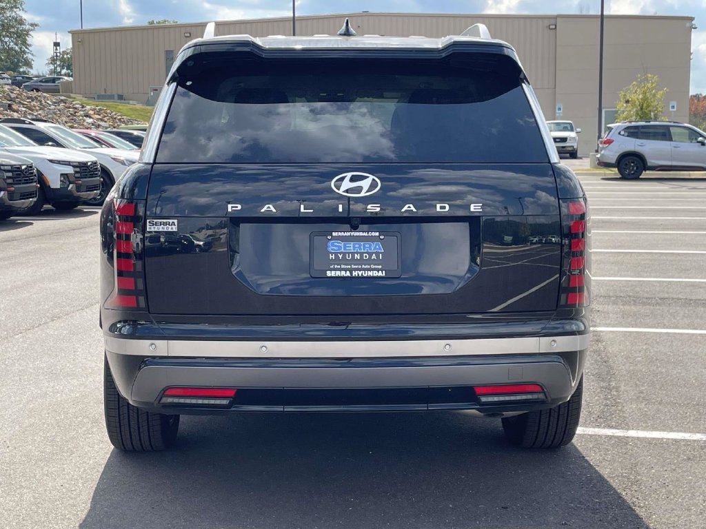 Used 2026 Hyundai Palisade Limited FWD image 4