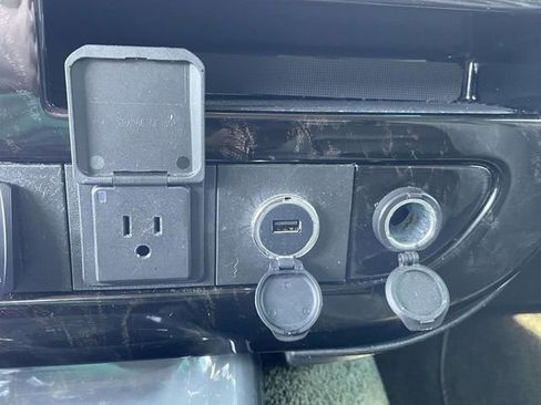 Used 2015 Chevrolet Express 2500 Extended RWD image 28