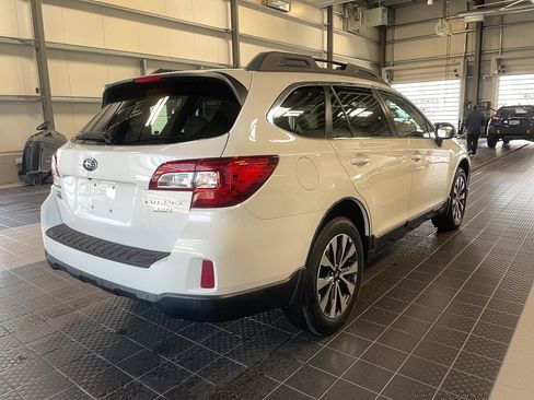 Used 2015 Subaru Outback 3.6R Limited image 20