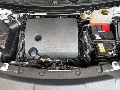 Used 2023 Chevrolet Traverse Premier w/ LPO, Floor Liner Package FWD image 41