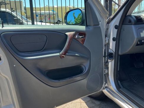 Used 1999 Mercedes-Benz ML 320 4MATIC image 22