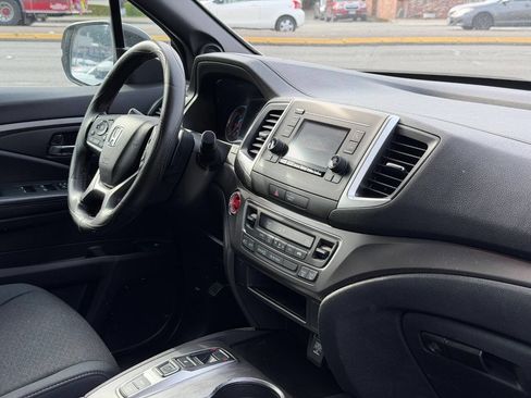 Used 2019 Honda Passport Sport image 23