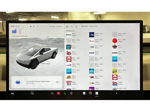 Used 2024 Tesla Cybertruck AWD Crew Cab image 29