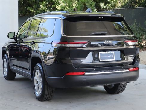 New 2023 Jeep Grand Cherokee L Limited w/ Luxury Tech Group II image 5