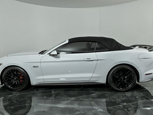 Used 2017 Ford Mustang GT Premium RWD image 14