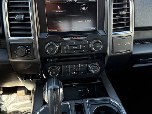 Used 2015 Ford F150 XLT w/ Equipment Group 302A Luxury AWD/4WD image 7