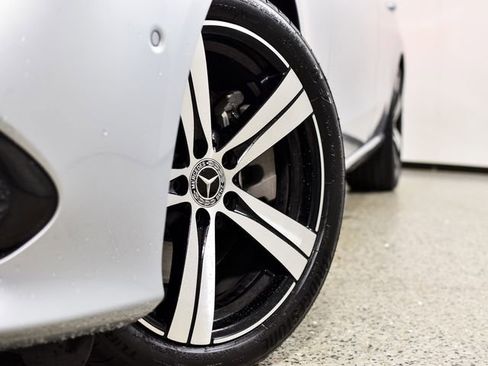 Certified 2025 Mercedes-Benz C 300 Sedan image 9