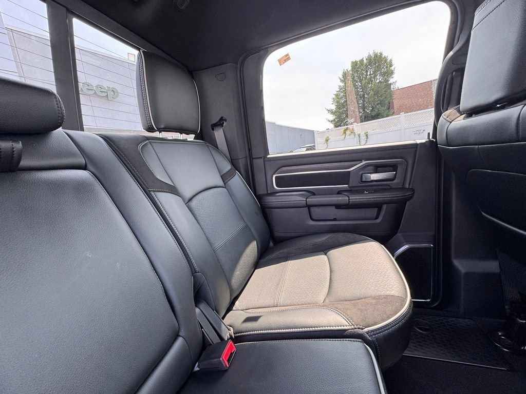 Used 2025 RAM 3500 Laramie AWD/4WD image 23