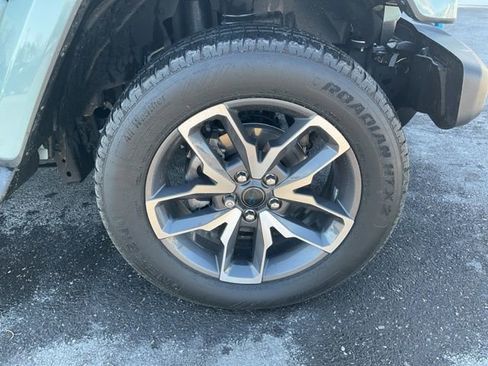 Used 2024 Jeep Wrangler Unlimited w/ Convenience Group image 9