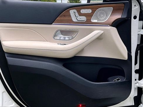 Used 2026 Mercedes-Benz GLE 450 4MATIC image 18