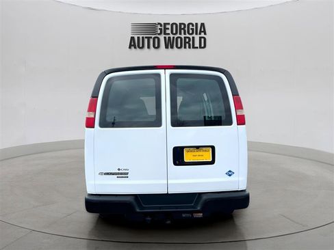 Used 2012 Chevrolet Express 2500 w/ Cold Climate Package image 4