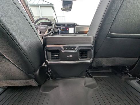 Used 2024 GMC Sierra 2500 Denali w/ Denali Reserve Package image 28