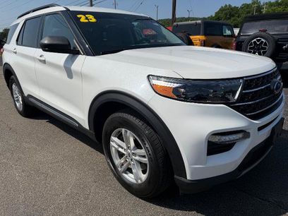 Certified 2023 Ford Explorer XLT w/ Equipment Group 202A