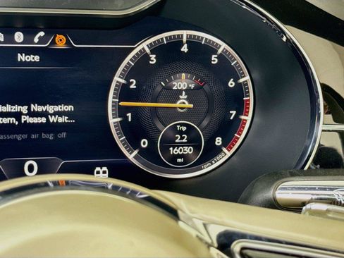Used 2022 Bentley Continental GT AWD/4WD image 19
