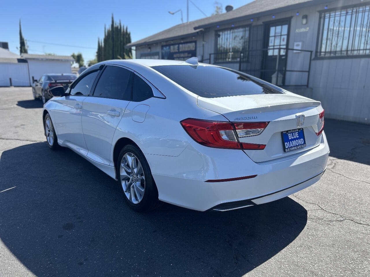 Used 2019 Honda Accord LX image 4