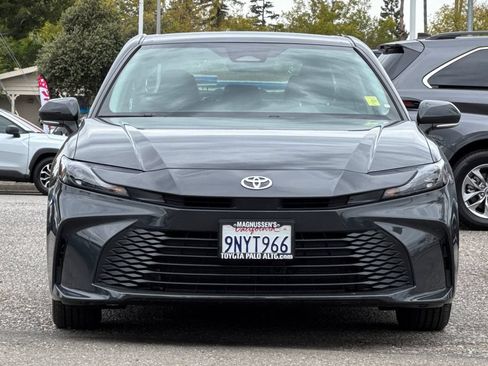 Used 2025 Toyota Camry LE w/ Convenience Package FWD image 8