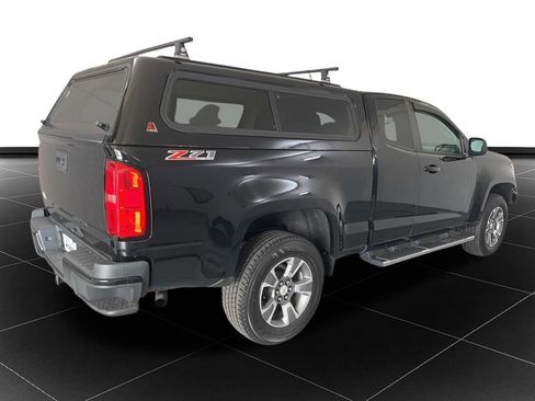 Used 2018 Chevrolet Colorado Z71 AWD/4WD image 5