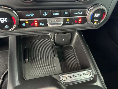 Used 2025 Ford Bronco Outer Banks AWD/4WD image 41
