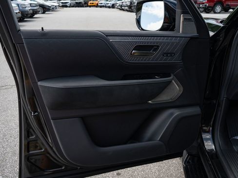 Used 2026 INFINITI QX80 Autograph w/ Premium Cargo Package AWD/4WD image 34