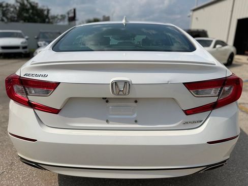 Used 2018 Honda Accord Sport image 4