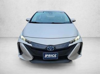 Used 2019 Toyota Prius Prime Plus video 2