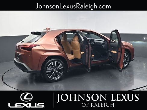 New 2026 Lexus UX 300h FWD image 30