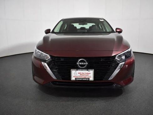 Used 2024 Nissan Sentra SV FWD image 2