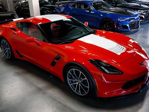 Used 2017 Chevrolet Corvette Grand Sport w/ Z07 Performance Package image 45