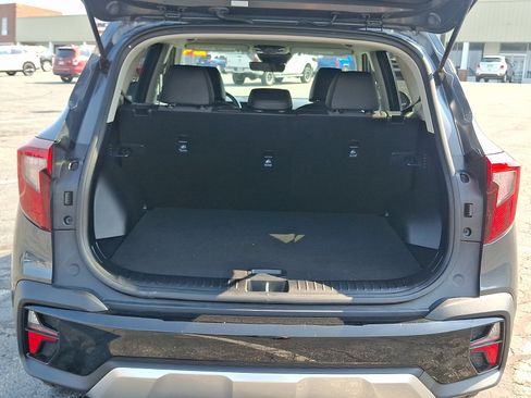 Used 2024 Kia Seltos S AWD/4WD image 31