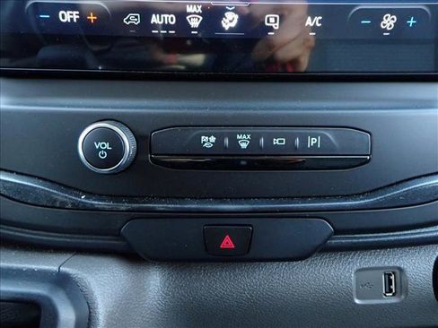 New 2026 Ford Transit 250 148 Medium Roof Extended AWD image 18