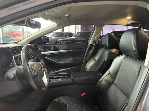 Used 2021 Nissan Maxima 3.5 SV w/ Floor Mat Group image 14