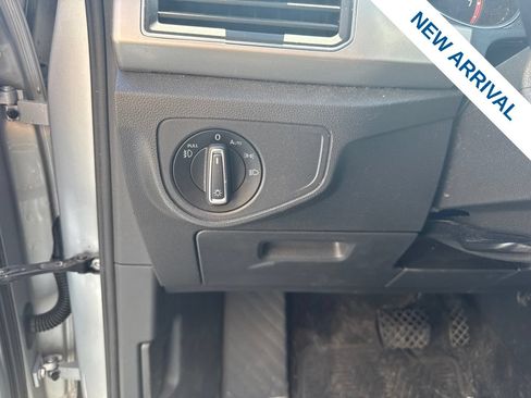 Used 2019 Volkswagen Atlas SE w/ Towing Package AWD/4WD image 19