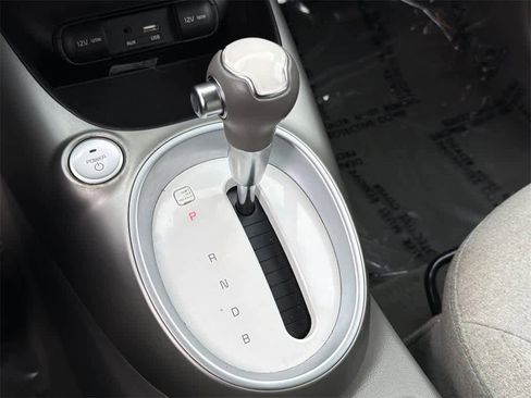 Used 2017 Kia Soul EV-e image 17