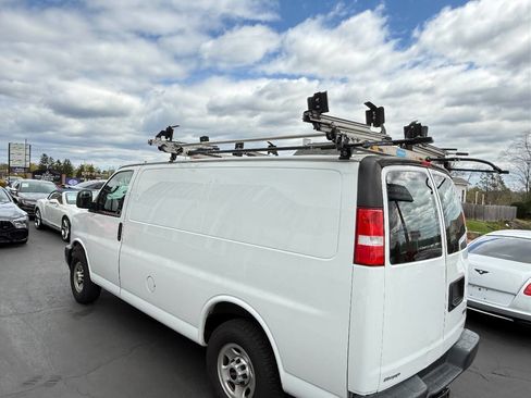 Used 2018 GMC Savana 2500 w/ Driver Convenience Package image 5