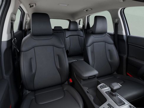 New 2026 Kia Sportage EX FWD image 15