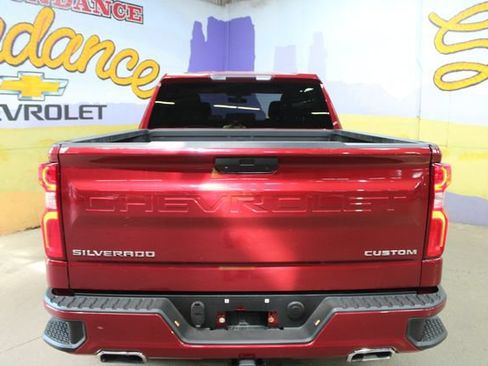 Used 2020 Chevrolet Silverado 1500 Custom w/ Custom Convenience Package AWD/4WD image 7