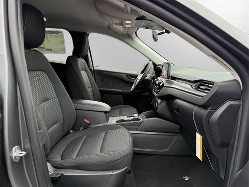 New 2025 Ford Escape Active w/ Cold Weather Package image 14