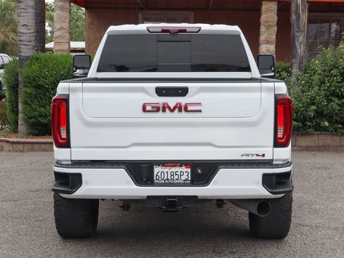 Used 2022 GMC Sierra 2500 AT4 w/ AT4 Premium Plus Package AWD/4WD image 7